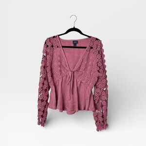 Daytrip Crochet Peplum V Neck Blouse